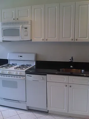 Rented by Best Apartments North Inc | media 34