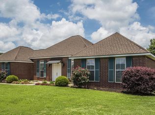 104 Legend Ln, Carencro, LA 70520