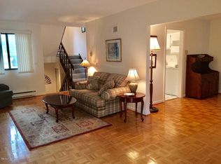 49 Churchill Crst, Pittsfield, MA 01201