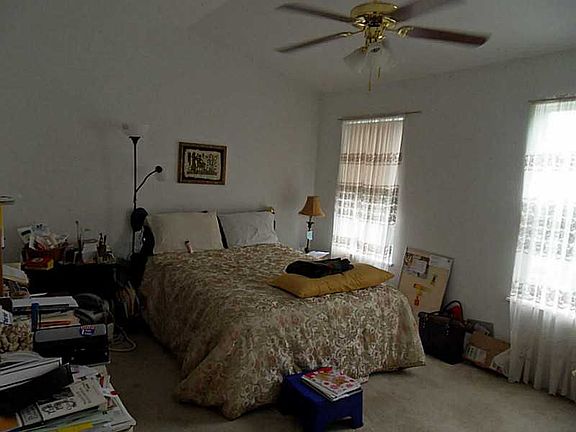 4th image of 3018 N Skylar Ln