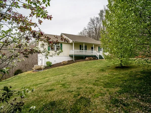 4350 Sharon Rd, Esmont, VA 22937