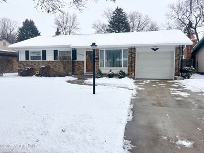 465 S Stephen St, Oregon, OH, 43616