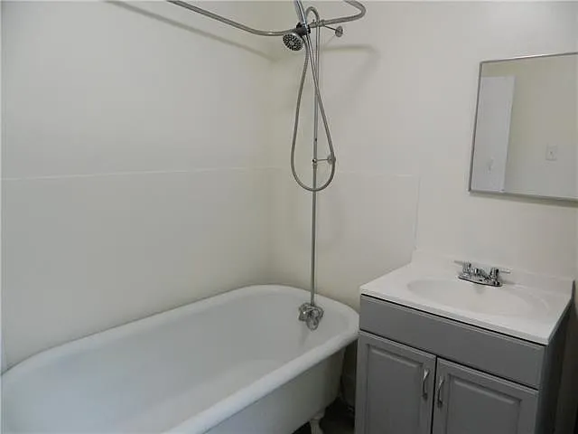 733 Elmira Ave — Photo 16