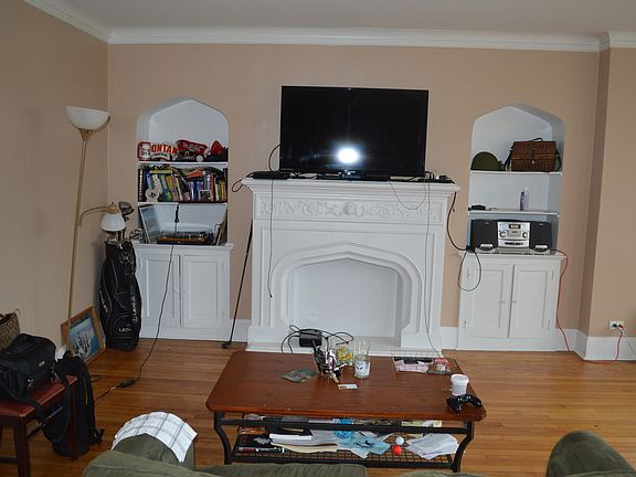 4th image of 8230 S Michigan Ave #3