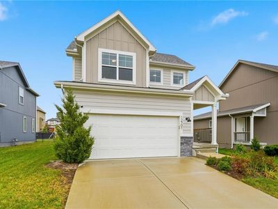 12701 S Burrows St, Lake Lotawana, MO, 64086