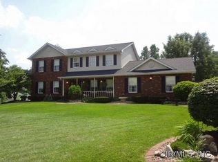 2 Twin Oak Ct, Collinsville, IL 62234