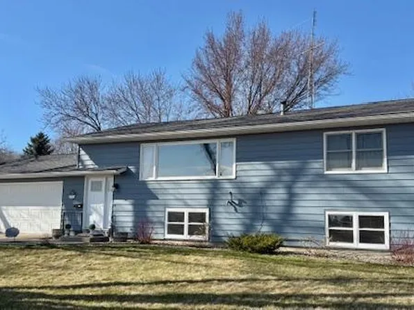 419 Normandale Rd, Redwood Falls, MN 56283