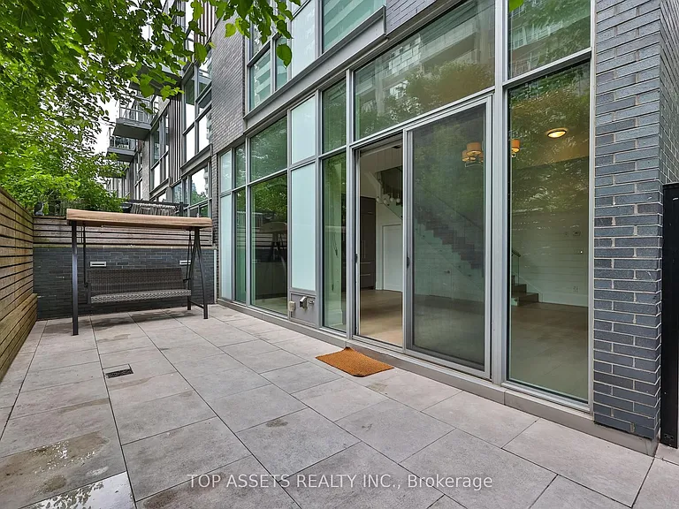 101 Erskine Ave #Townhouse 10 — Photo 41
