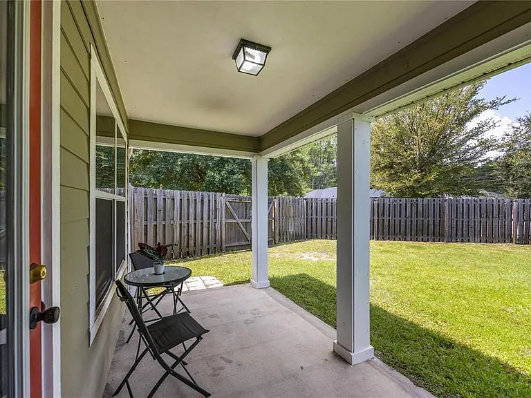 1608 NE 45th Pl — Photo 23