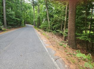 1 Greenwood Dr, Millis, MA 02054