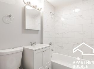 2525 W Division St #2A, Chicago, IL 60622