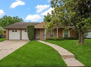 7103 Pella Dr, Houston, TX 77036