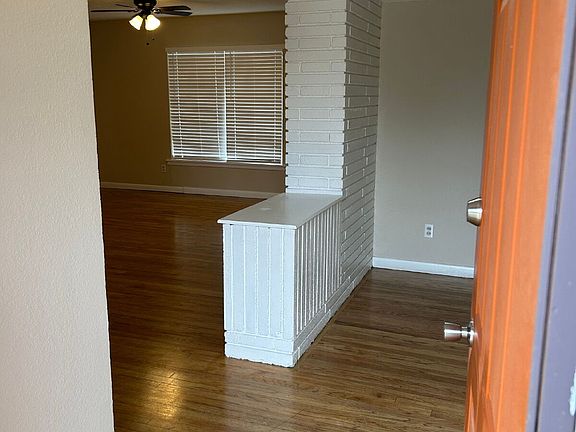 2nd image of 3416 38th St