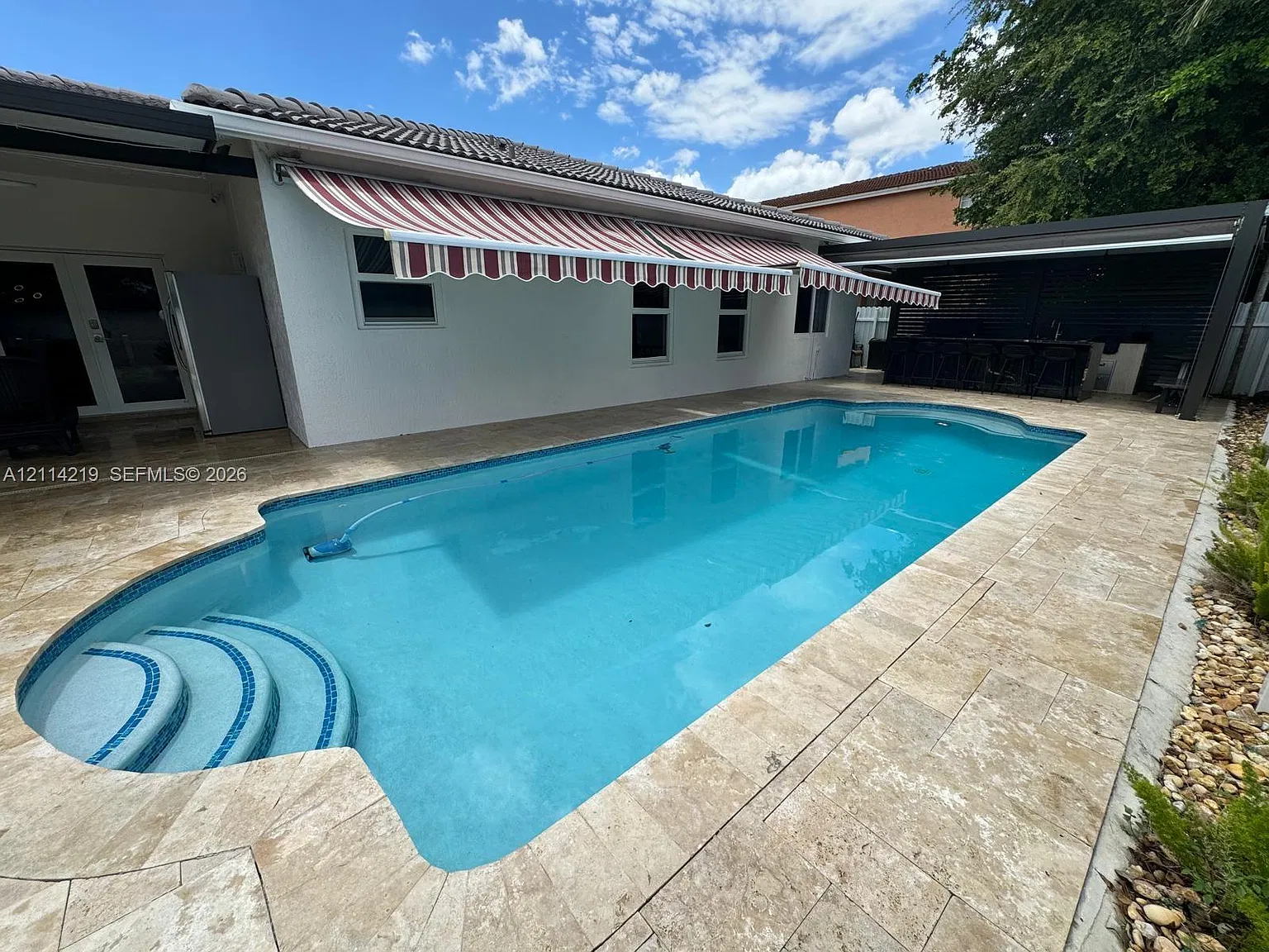 San Denis Estates — Photo 4