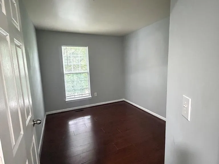 10875 Sherwood Hill Rd — Photo 13