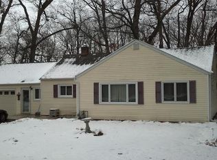 3265 Lockwood Blvd, Lake Geneva, WI 53147