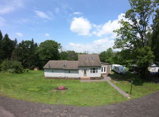 1677 Mountain Rd, Shickshinny, PA 18655