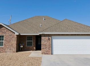 2116 Mockingbird Ln, Portales, NM 88130