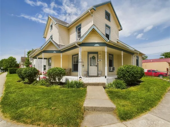 204 Western Ave, Brookville, OH 45309