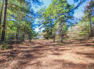 2742 County Road 441, Palestine, TX