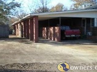 420 S Jackson St, Crystal Springs, MS 39059