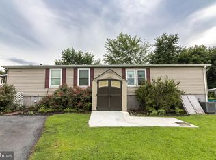 4830 Hikey St, Dover, PA 17315