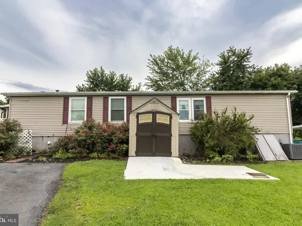 4830 Hikey St, Dover, PA 17315