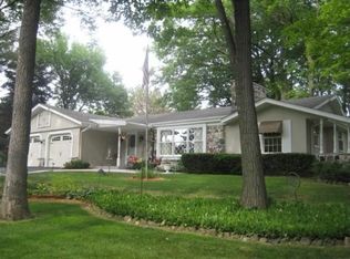1820 Helene Dr, Brookfield, WI 53045