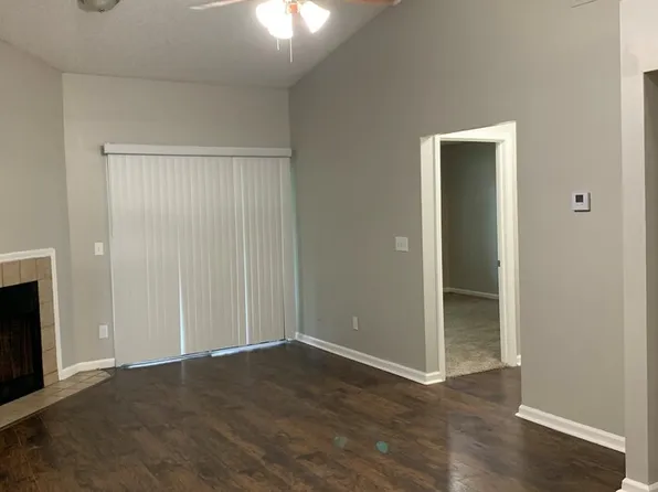 5132 Indian Lakes Ct APT 3, Jacksonville, FL 32210