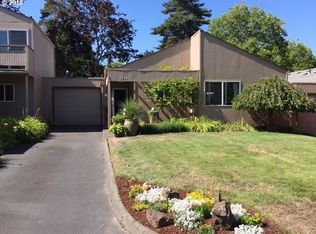 1775 NW Rolling Hill Dr, Beaverton, OR 97006
