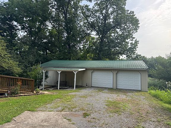 4th image of 108 Robin Dr