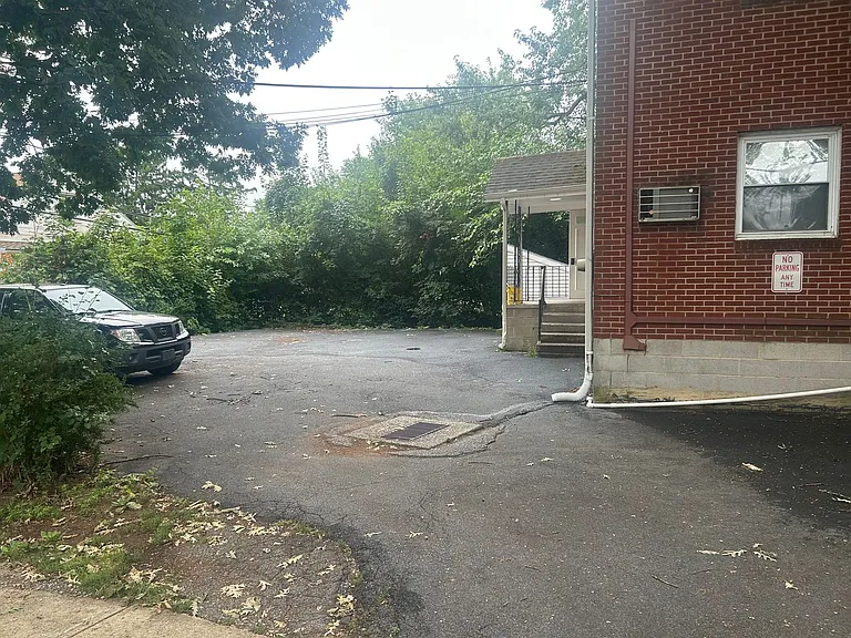 626 N Union St #5 — Photo 28