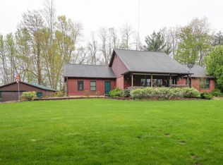28701 10th Ave, Gobles, MI 49055
