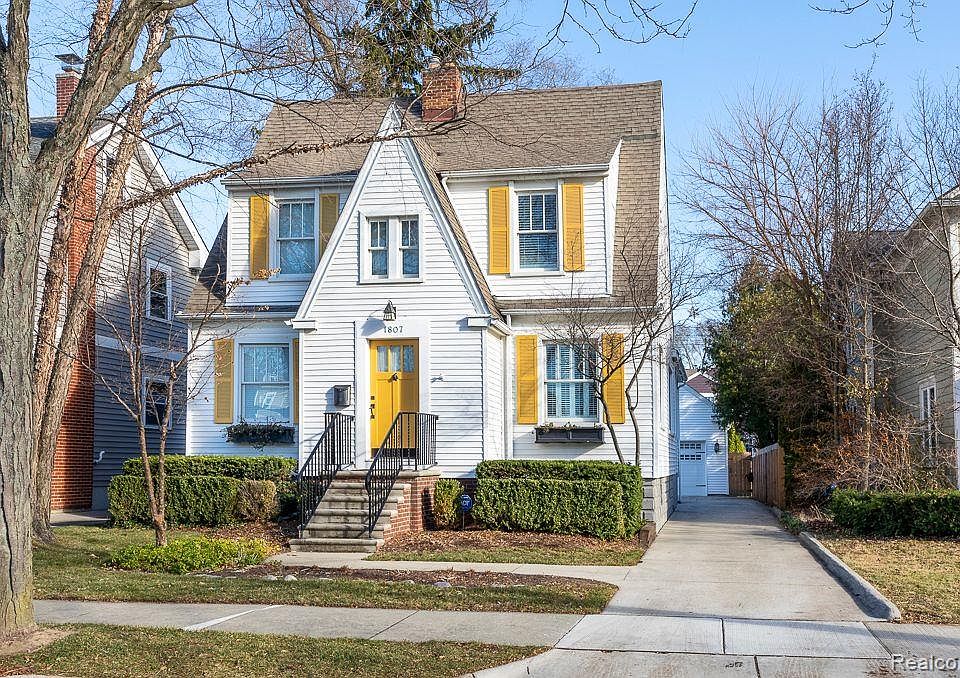 1807 Henrietta St, Birmingham, MI 48009 Zillow