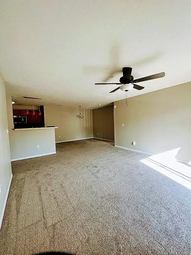 2 bed, 1144 sqft, $1,600 — Photo 3