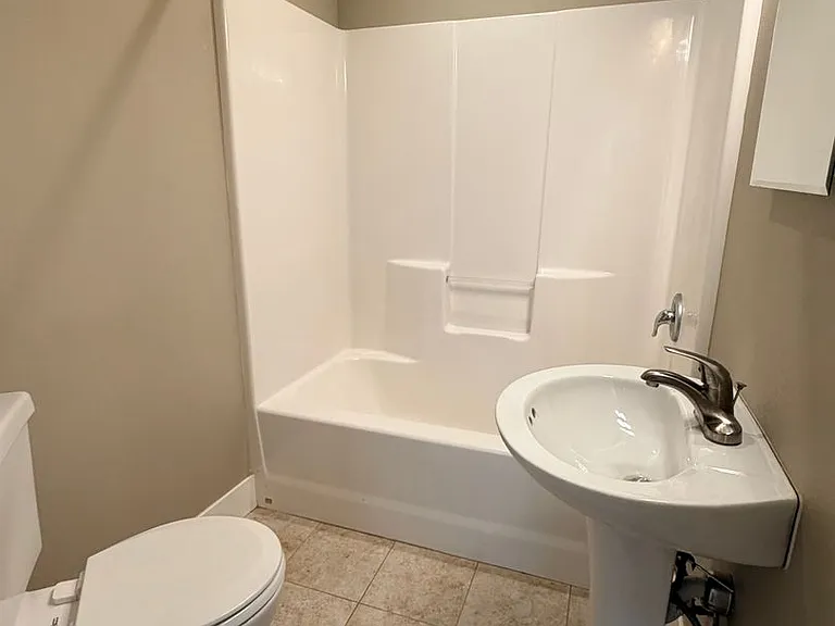 1006 Cascade St — Photo 14