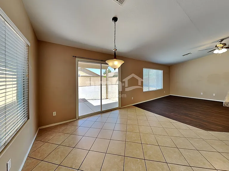 16776 W Mesquite Dr — Photo 5
