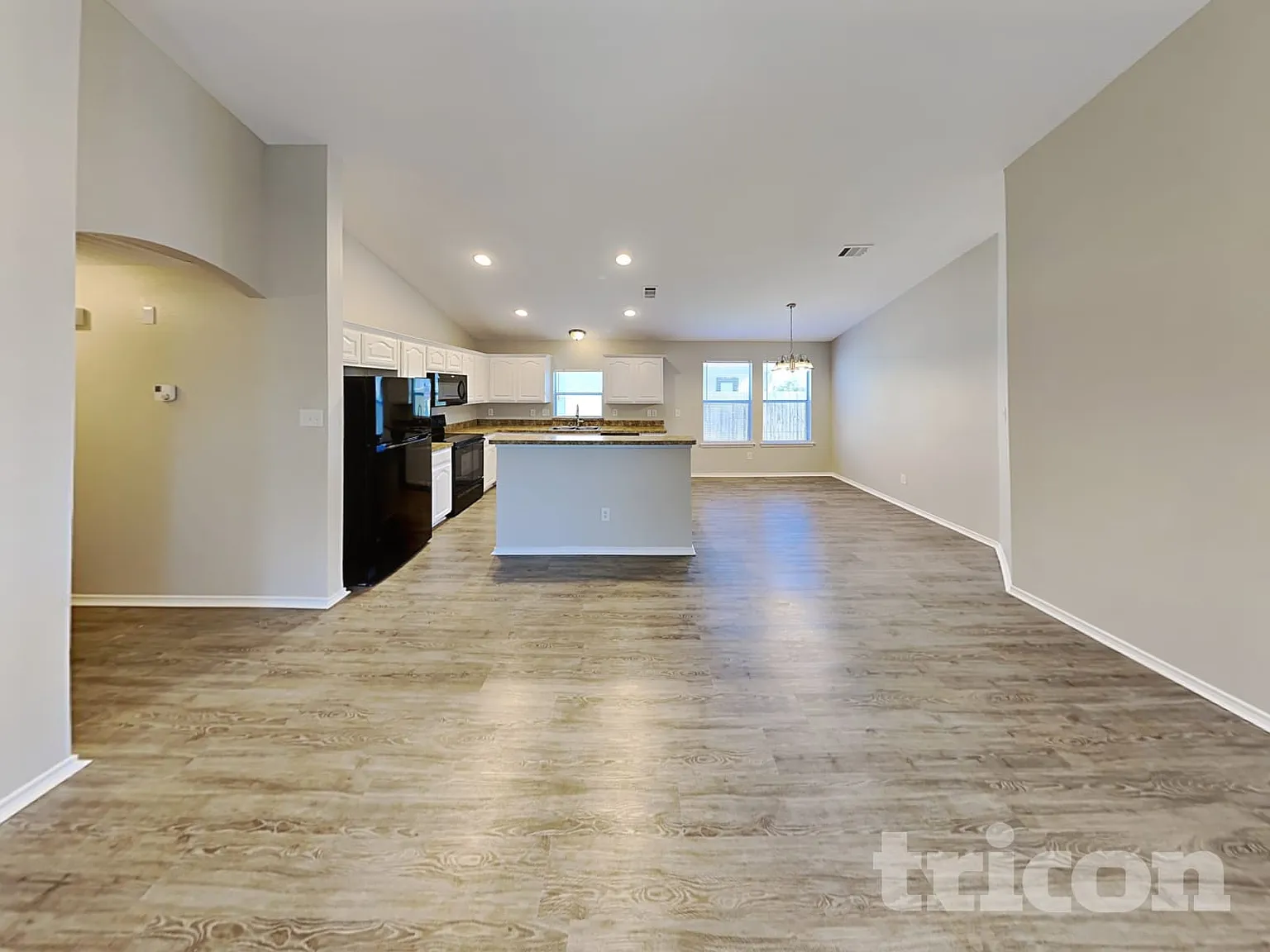 1245 Cottonwood Drive Crowley TX — Photo 3