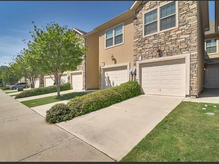1528 Aldra Dr — Photo 9