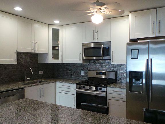 4th image of 10154 Hartford Ct