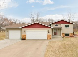 104 Kenneth Ln, Monticello, MN 55362