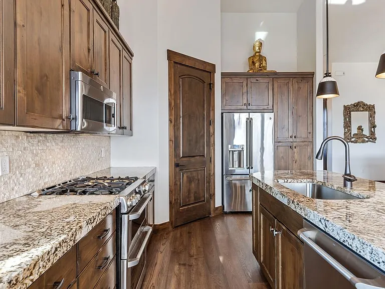 688 N Explorer Peak Dr — Photo 21
