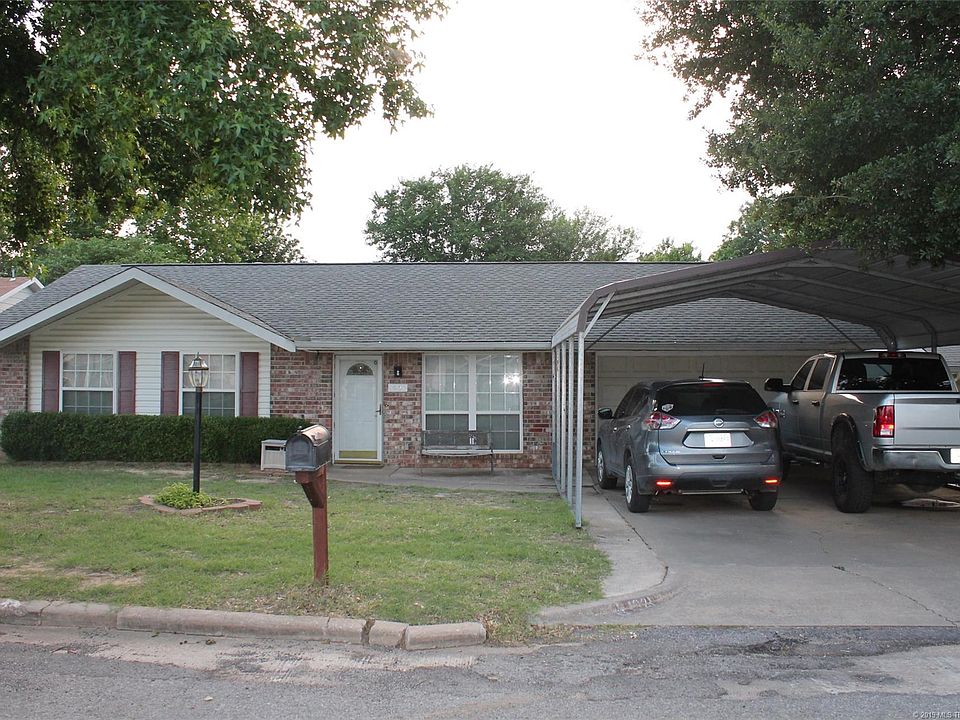 1st image of 1921 Green Meadows Dr