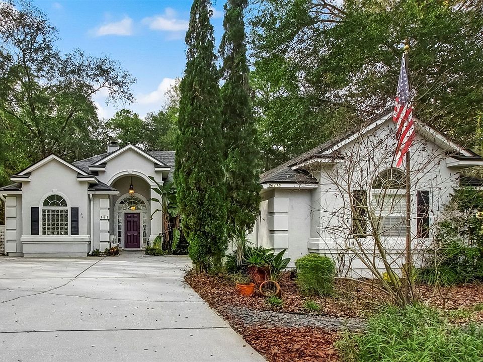 1st image of 86115 Meadowwood Dr