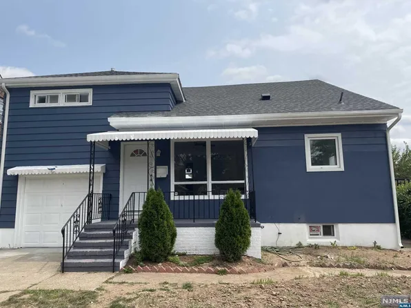 282-284 Rossiter Ave, Paterson, NJ 07502