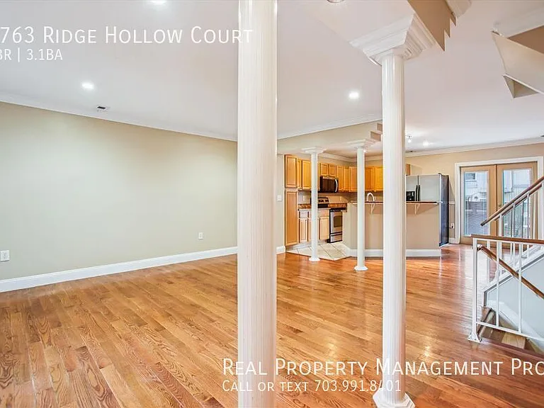 8763 Ridge Hollow Ct — Photo 3