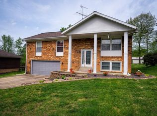 615 N Redbud Dr, Santa Claus, IN 47579