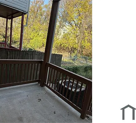 1921 N Fulton Ave — Photo 46
