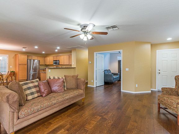 3rd image of 22431 N Bishop Dr