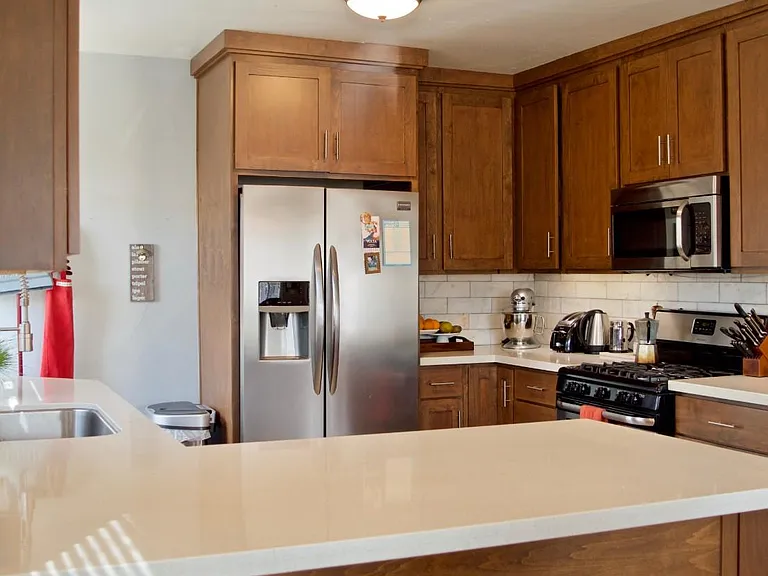 4770 Bancroft St — Photo 8